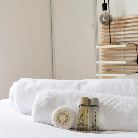Apartment Cayla - Welkeys Courbevoie